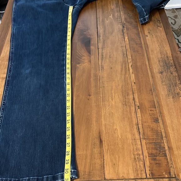 Soft Surroundings jeans - Picture 6 of 6